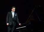 Денис Мацуев сыграл в Ульяновской области на уникальном рояле
