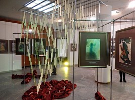 Выставка литографий «Сальвадор Дали. Священное послание» открылась в Ленинском мемориале пресс-показом