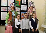 Выставка детских рисунков по сказке Николая Карамзина «Прекрасная царевна и счастливый карла» открыта!