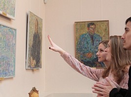 В Ульяновске открылась выставка «Воздух и свет Диффинэ-Кристи»