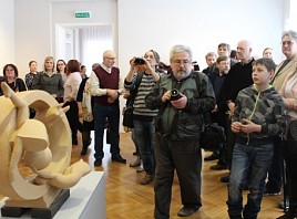 Персональная выставка Дмитрия Потапова «Гравитация» открылась в Ульяновске