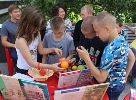 В Аксаковском саду чтения прошёл семейный книжный выходной «С Книгой через страны и континенты: Грузия»