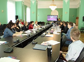 Во Дворце книги в рамках Всероссийского форума «Регион Кино — 2019» прошла панельная дискуссия, посвященная поддержке регионального кинематографа