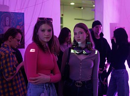 Открытие выставки-перформанса Арины Штерле «Метаморфозы»