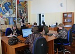 Дворец книги  продолжает обучать основам компьютерной грамотности библиотекарей 